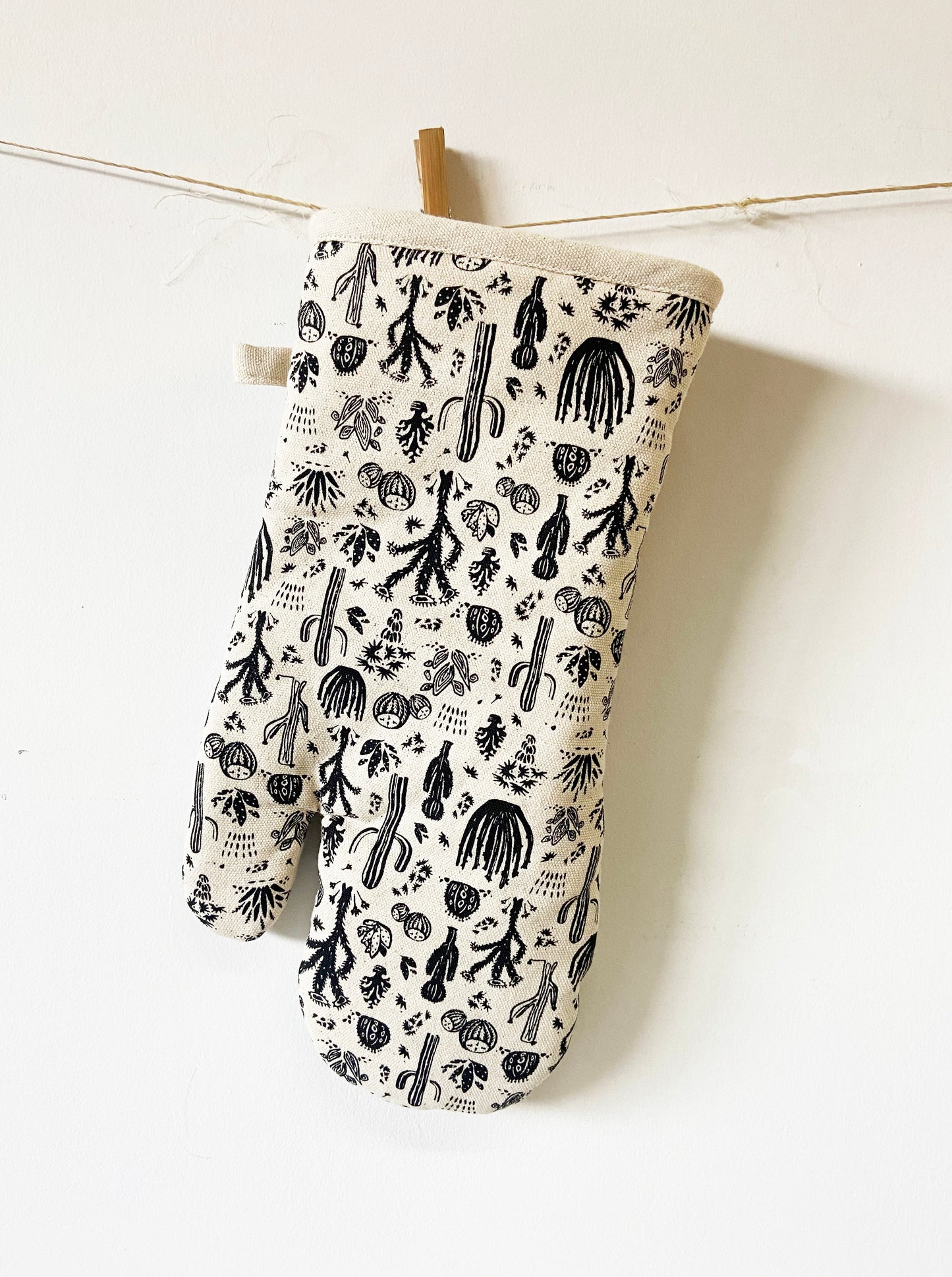 Oven Mitts Set - Desert Cactus Pattern - Natural Cotton Canvas