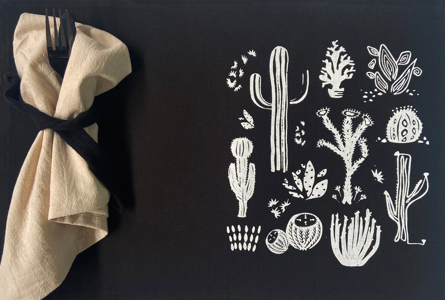 Desert Cactus Placemats Black Cotton Canvas 13x19 Set of 2