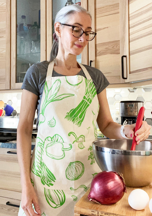 Unisex Apron and Oven Mitt Set - Large Veggies Pattern - Natural Cotton Canvas