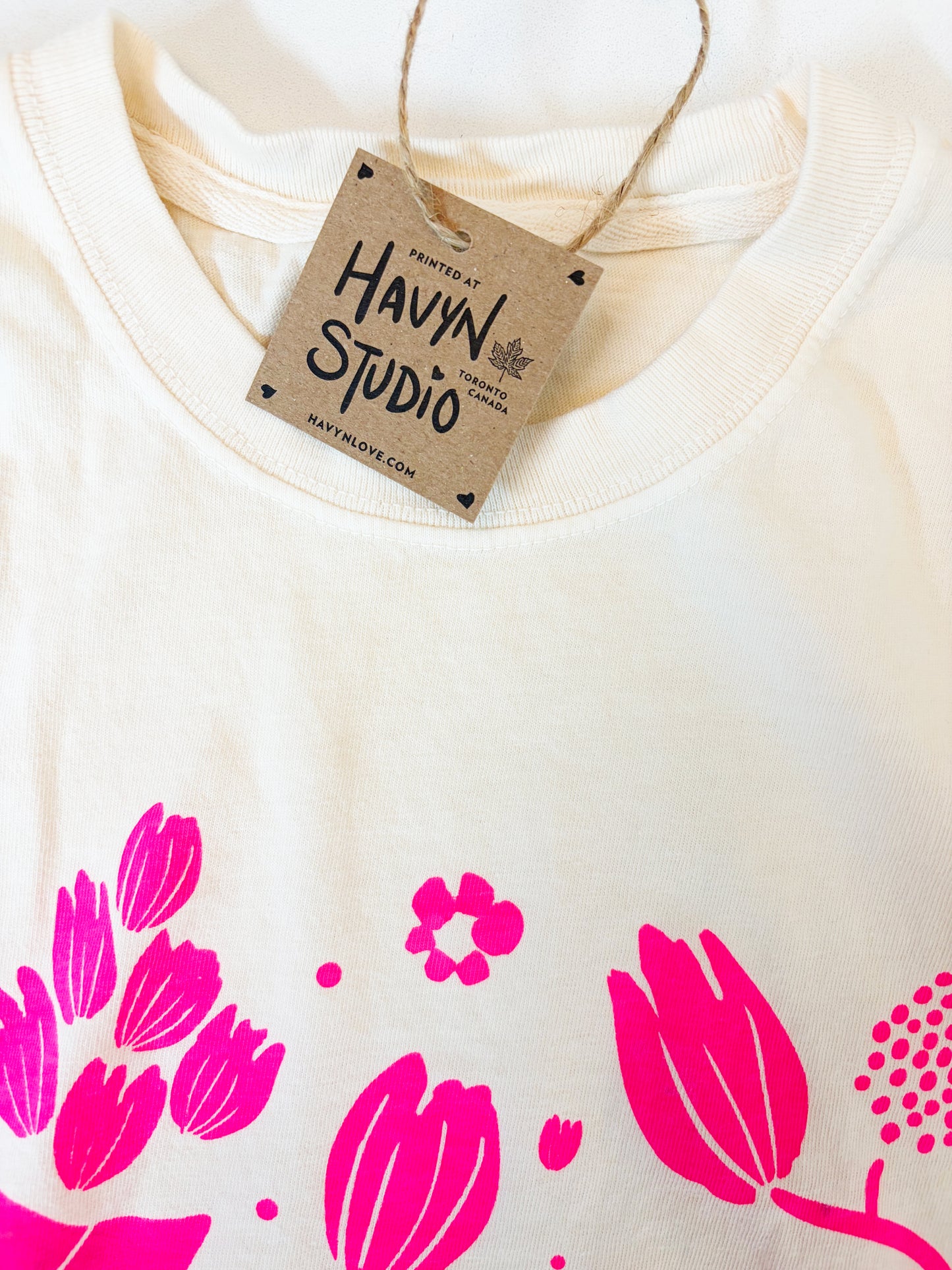 Tshirt Limited Edition NEON PINK FLOWERS on Beige Boxy Fit Cotton - Original Screen Print - Women