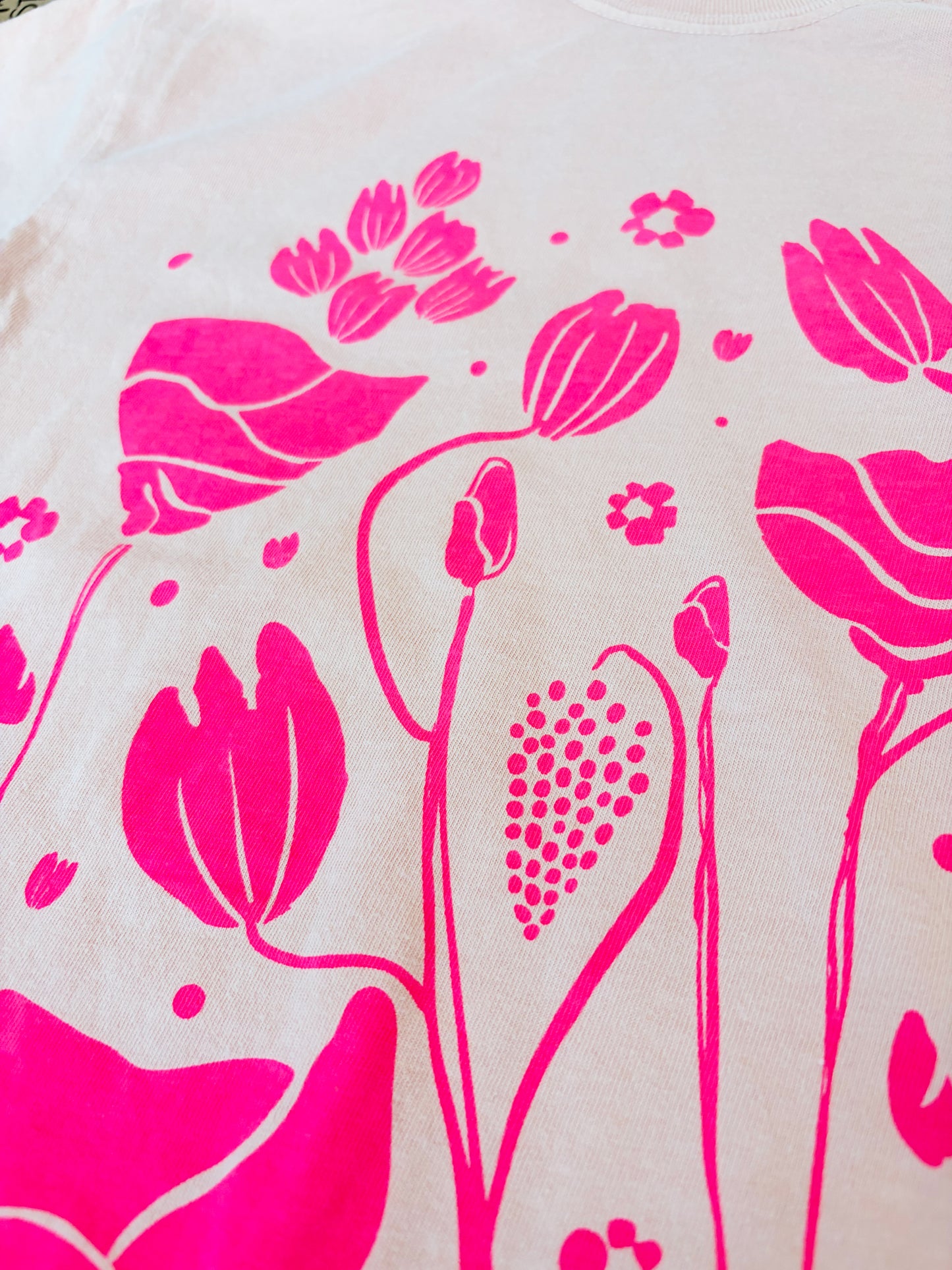 Tshirt Limited Edition NEON PINK FLOWERS on Beige Boxy Fit Cotton - Original Screen Print - Women