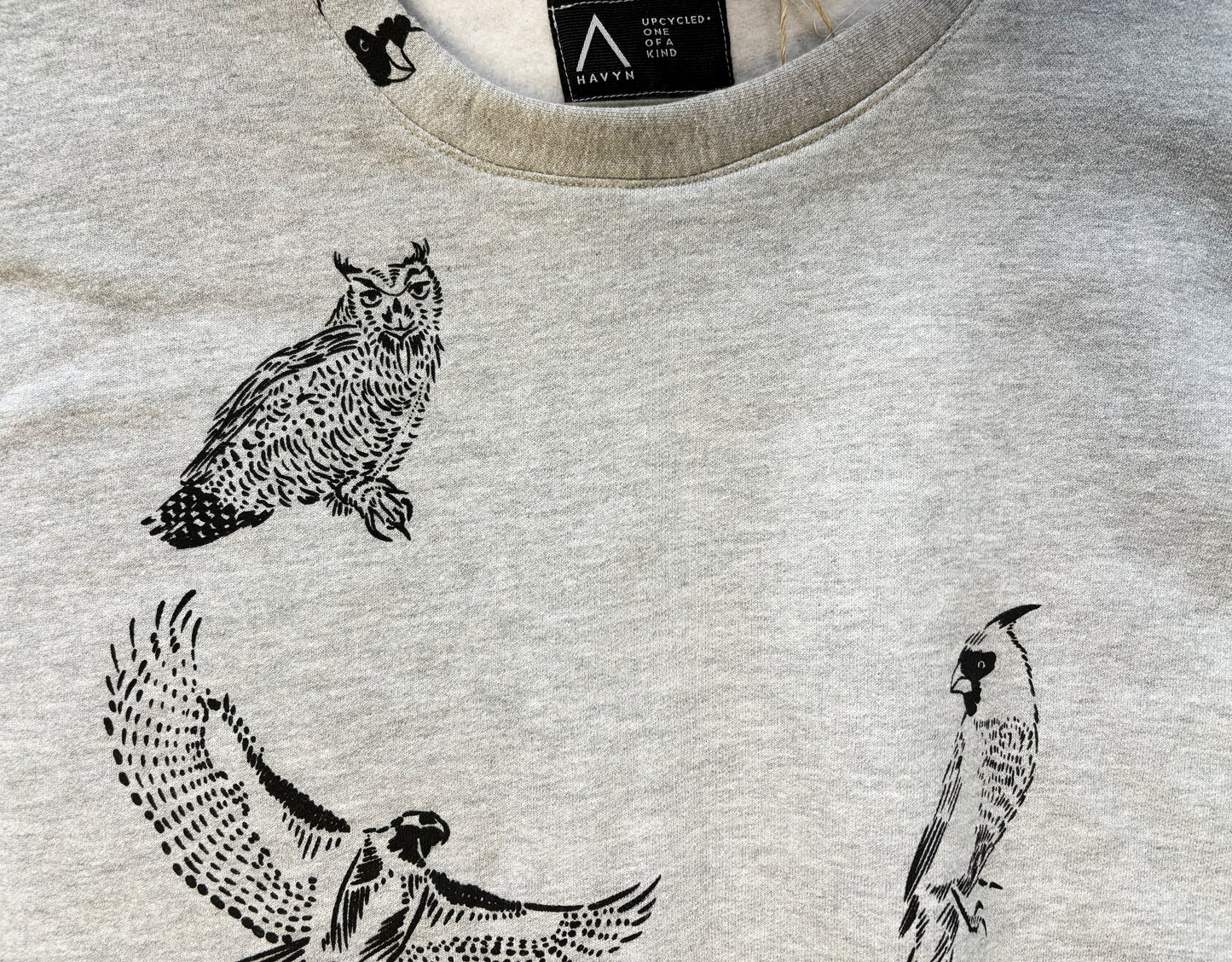 Grey Fleece Short Sleeve Sweatshirt - Black Birds - Hand Printed - One of a Kind - Apparel