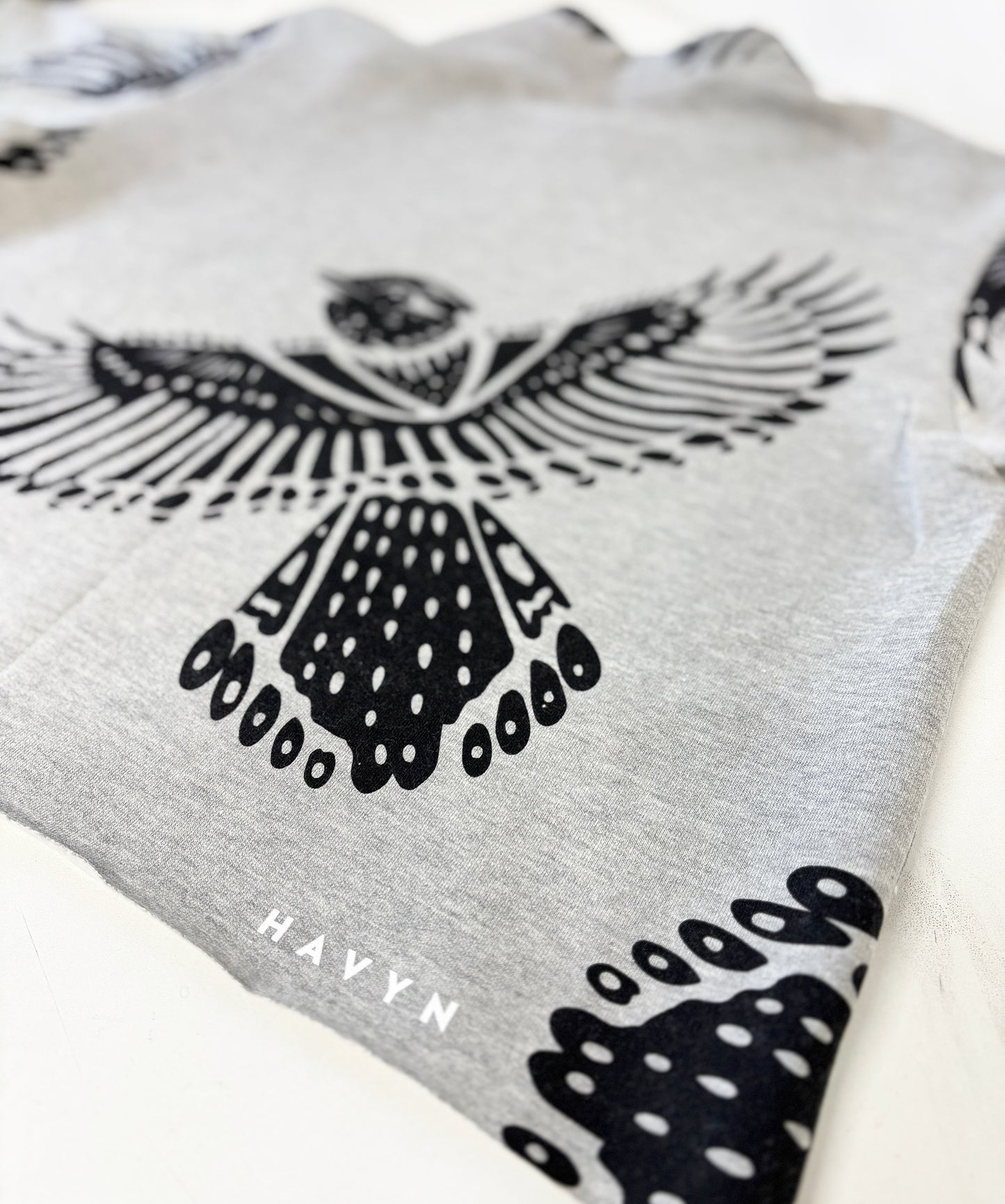 Grey Fleece Short Sleeve Sweatshirt - Giant Birds 001 - Hand Printed - One of a Kind - Apparel