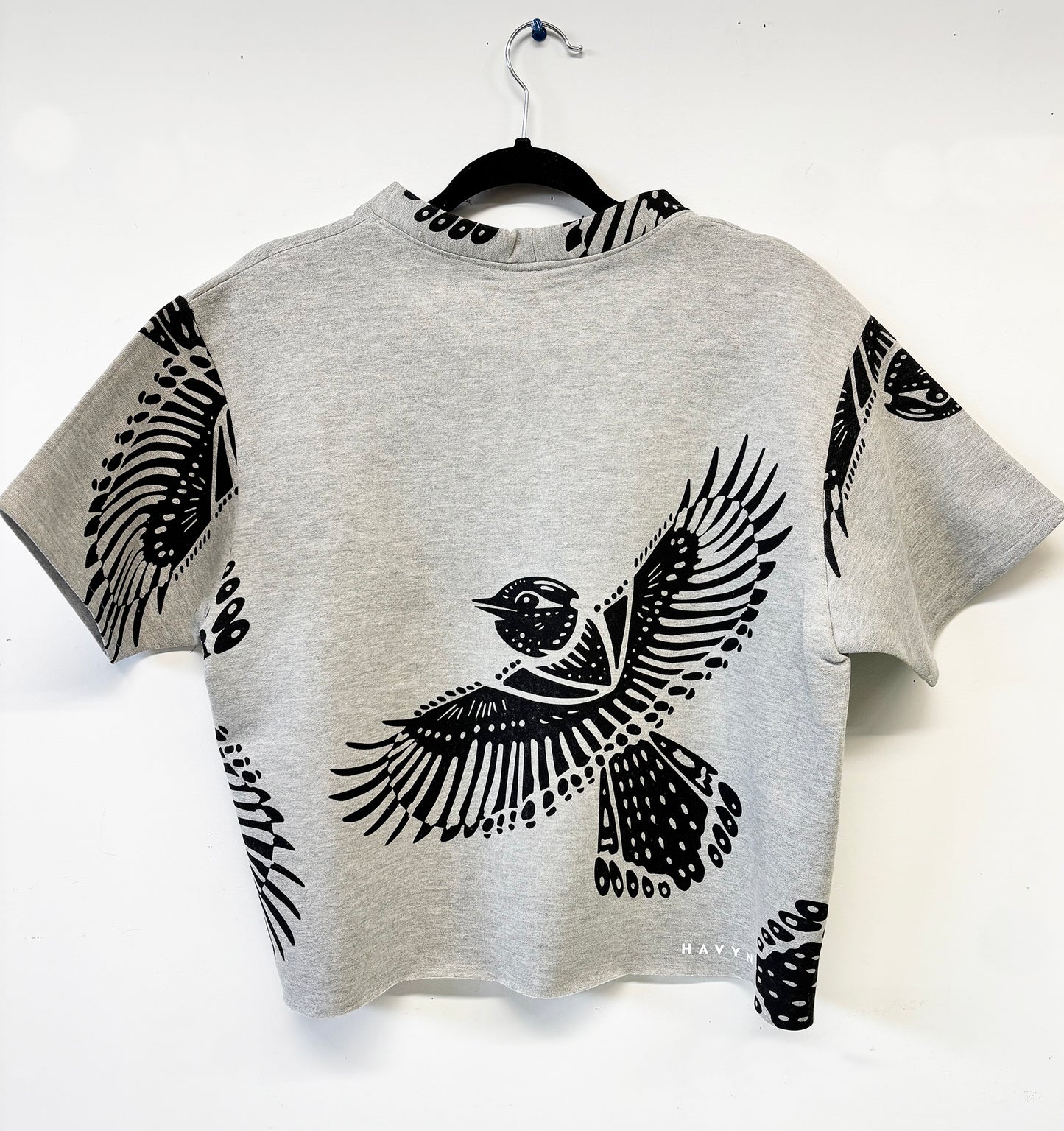 Grey Fleece Short Sleeve Sweatshirt - Giant Birds 001 - Hand Printed - One of a Kind - Apparel