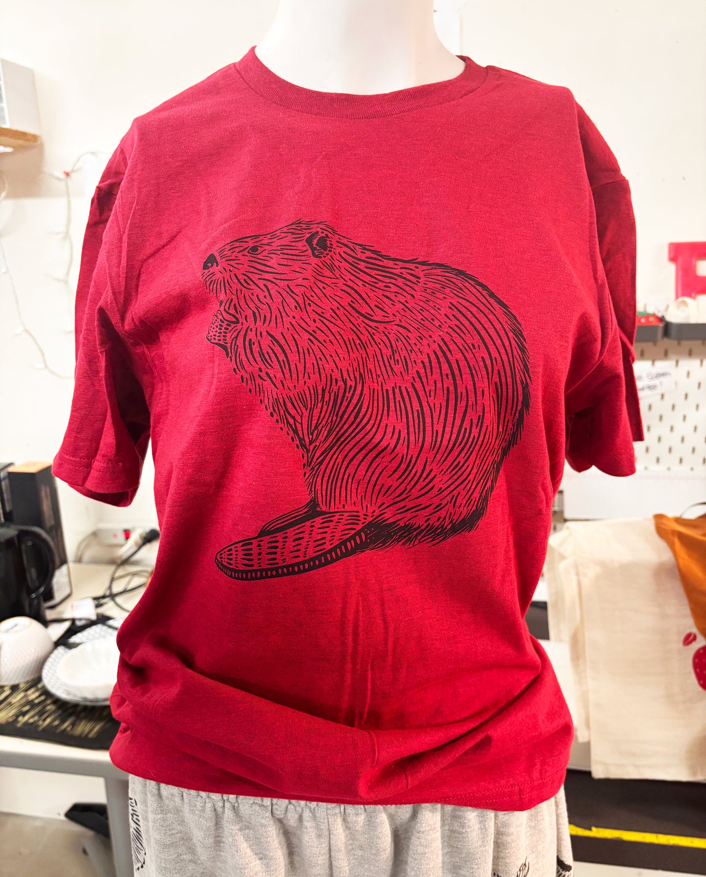 Tshirt Limited Edition Beaver Original Screen Print Vintage Red - Adult Unisex