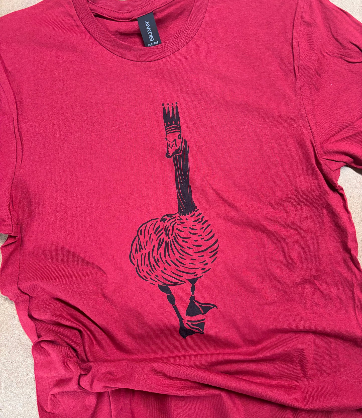 Tshirt Limited Edition Royal Goose Original Screen Print Cranberry - Adult Unisex